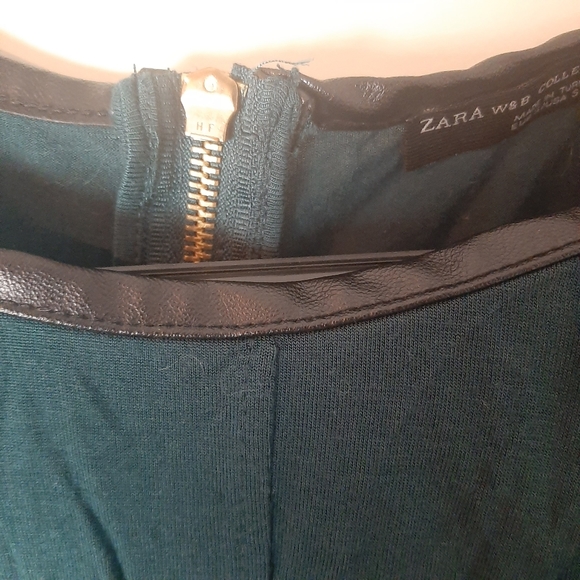 Zara w&b collection top with gold zipper - Picture 3 of 6